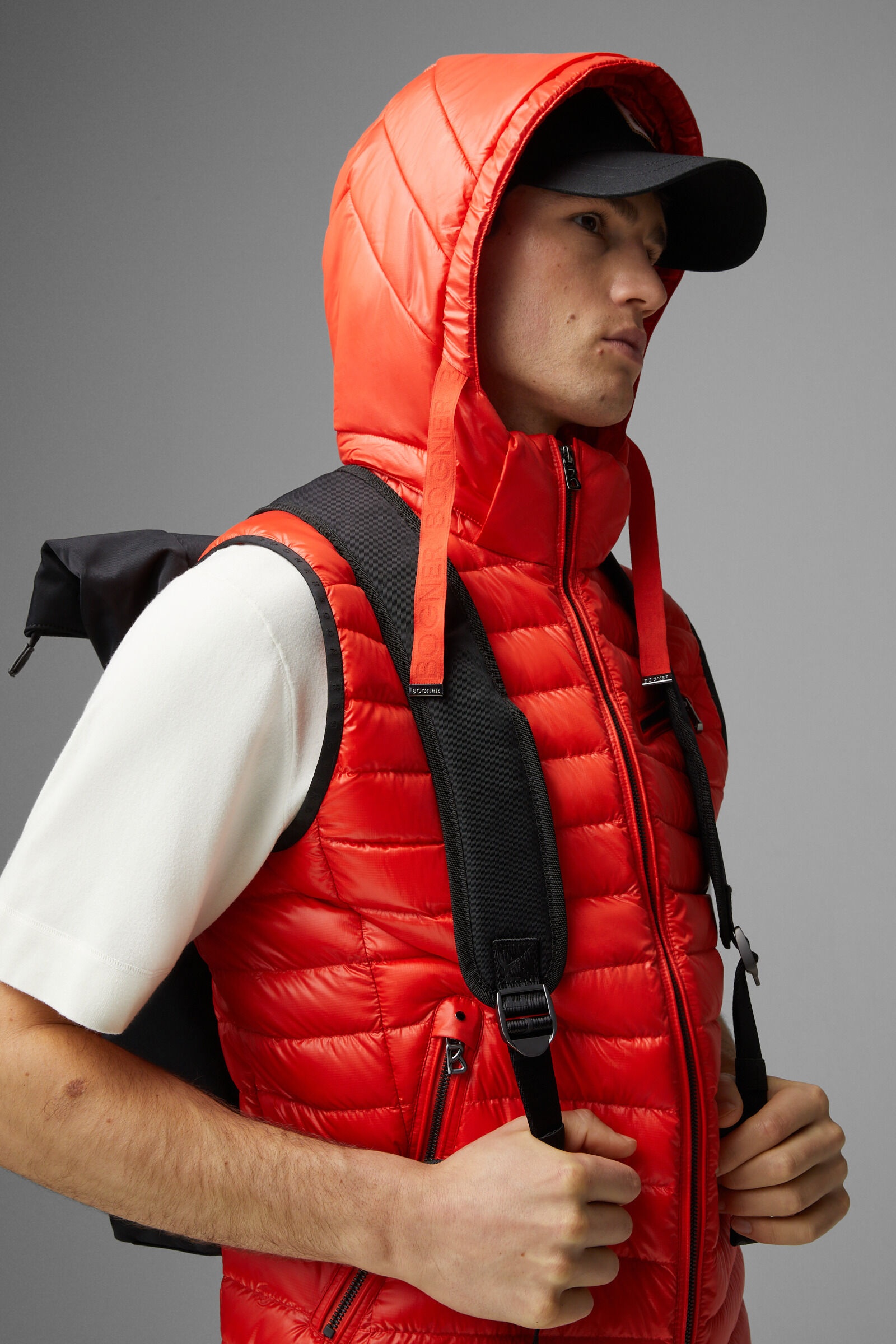Lonne lightweight down vest in Coral - 6