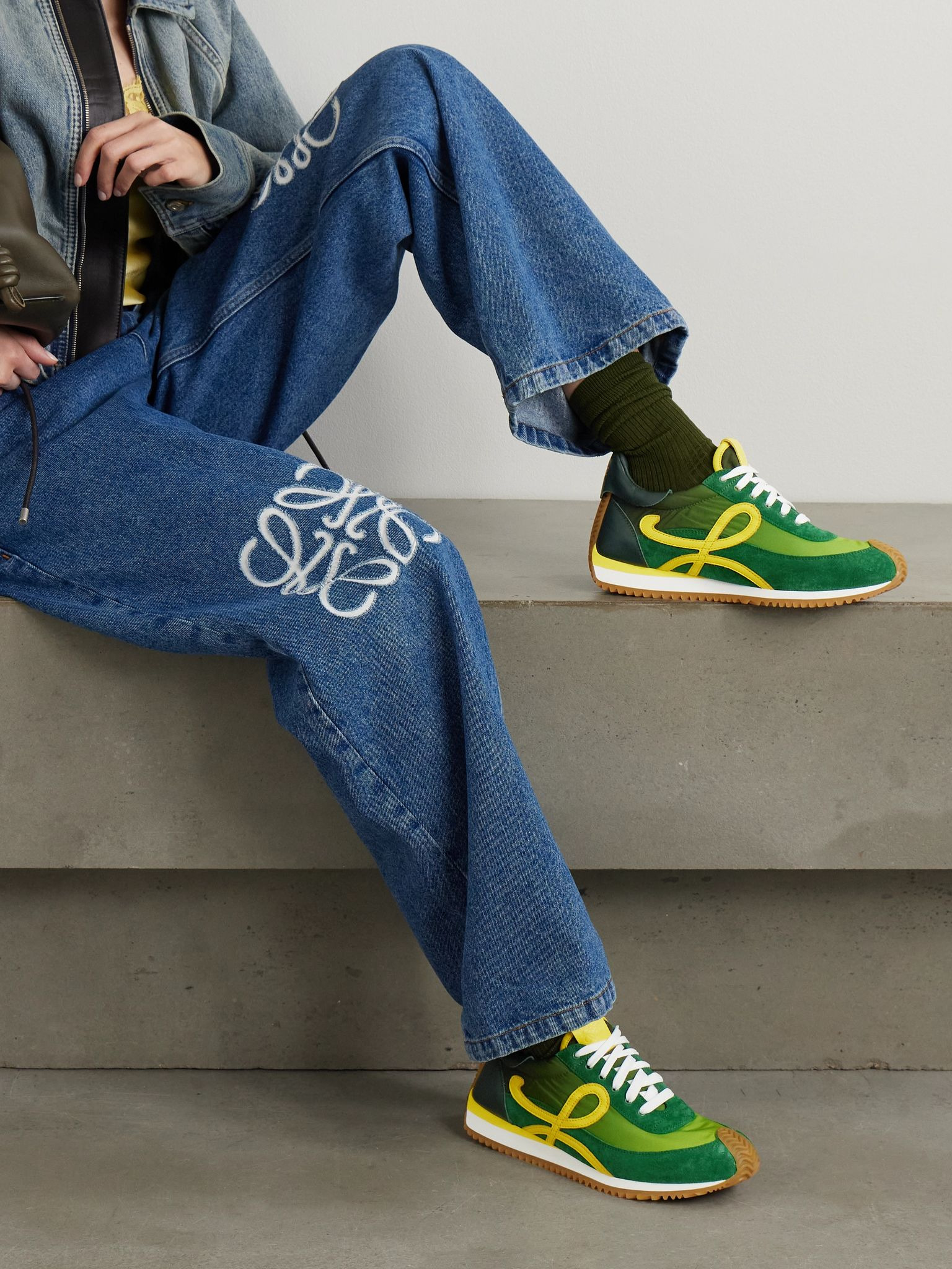 Flow Runner 2.0 leather-trimmed shell and suede sneakers Leaf green - 2
