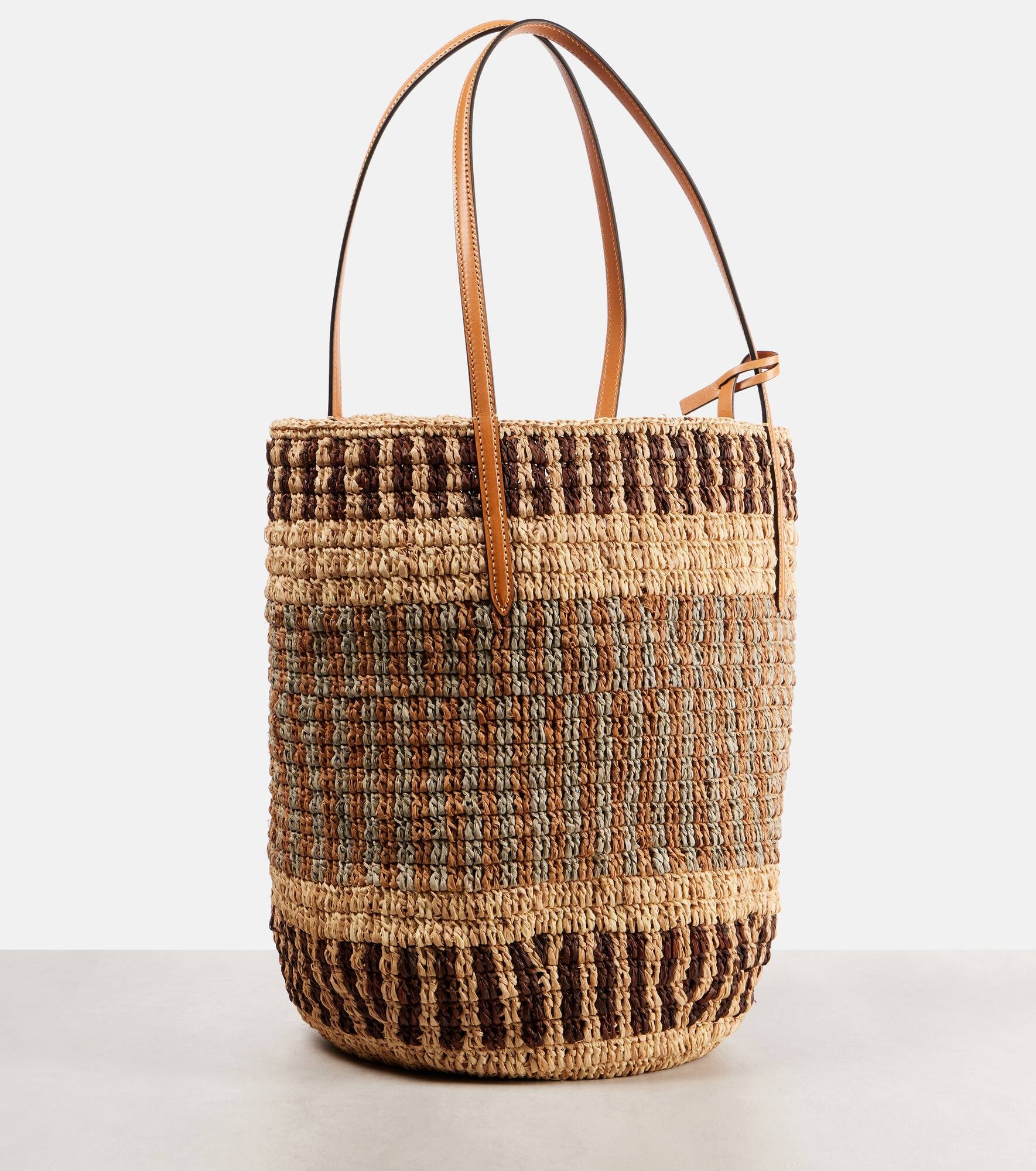 VLogo Signature Large raffia tote bag - 4