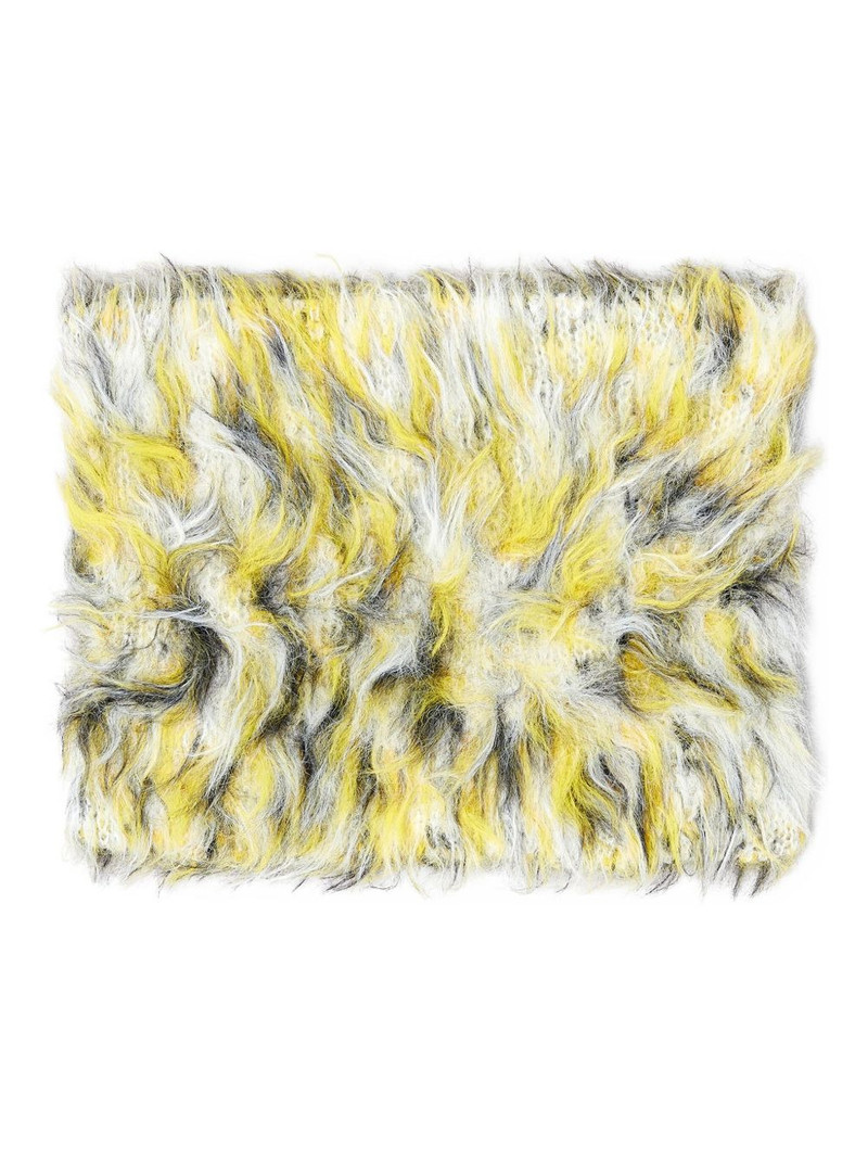 fur-texture neck warmer 1