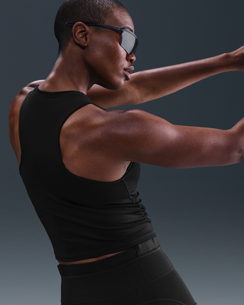 Nike Nike Trail Women's Dri-FIT Running Tank Top outlook
