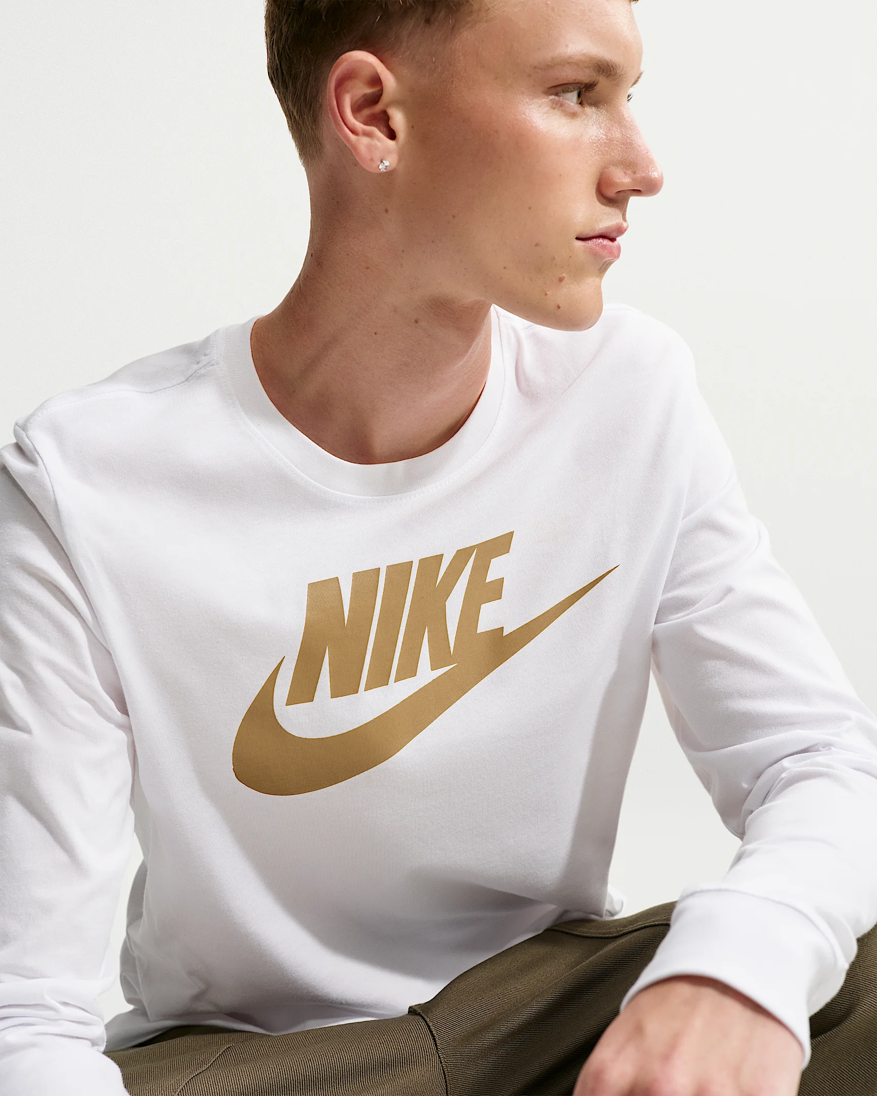 Nike Sportswear Men's Long-Sleeve T-Shirt - 1