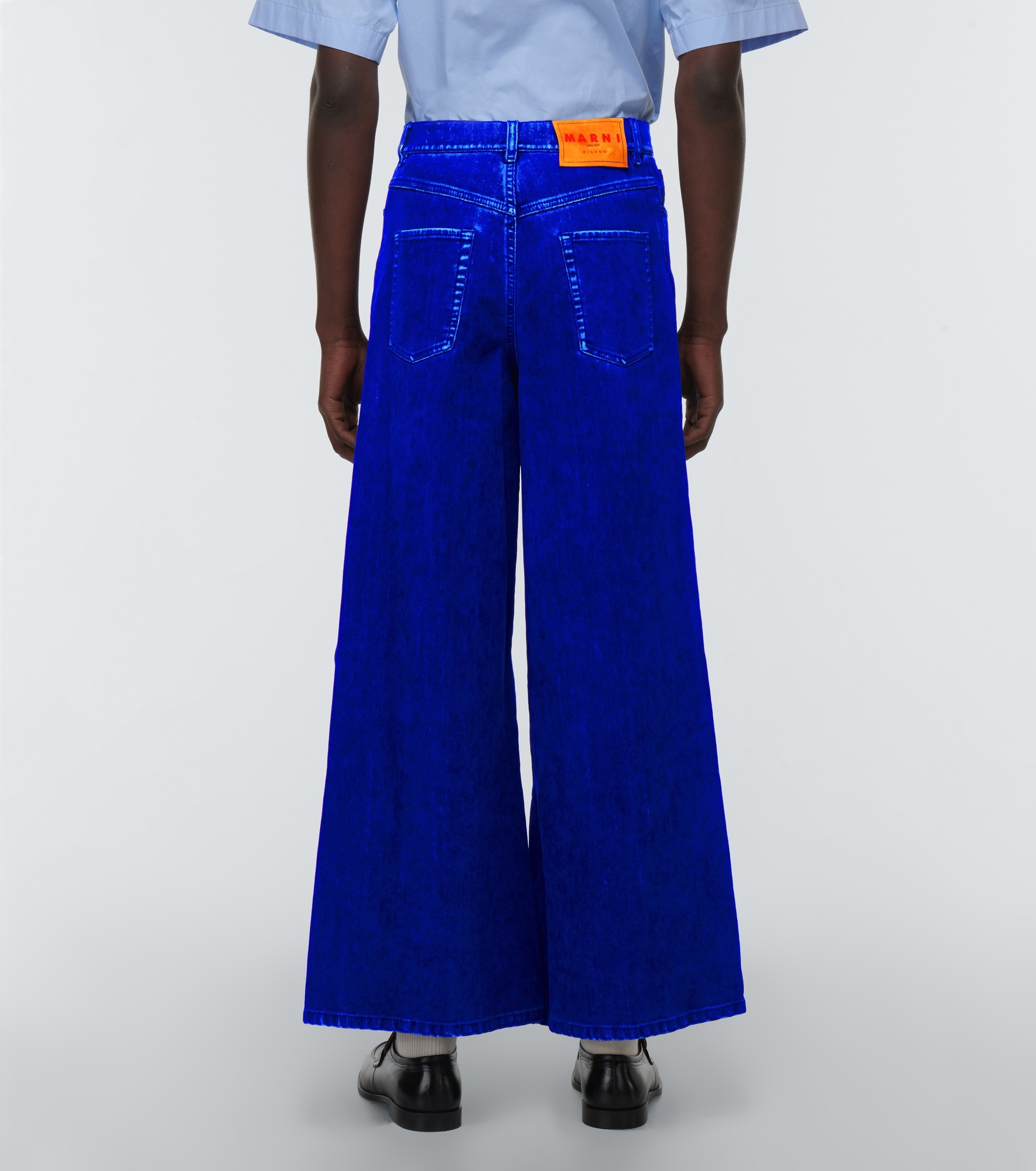 Mid-rise barrel-leg jeans - 4