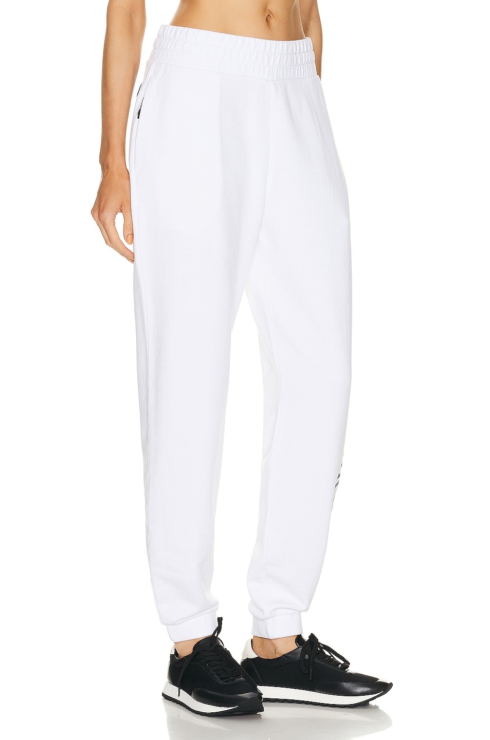 Logo Degrade Jogger In White - 2