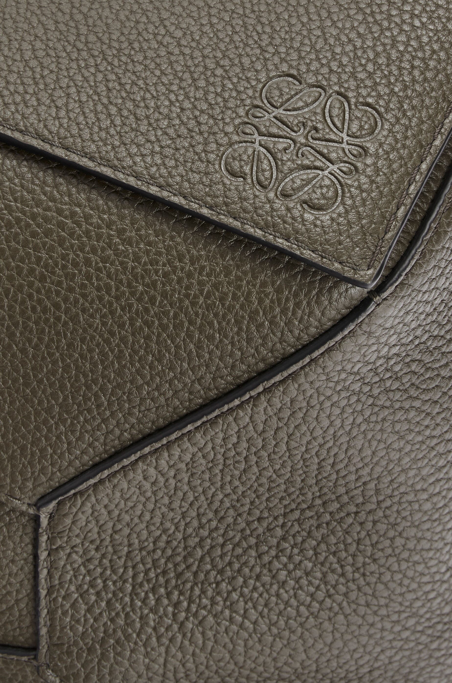 Large Puzzle bag in grained calfskin - 7