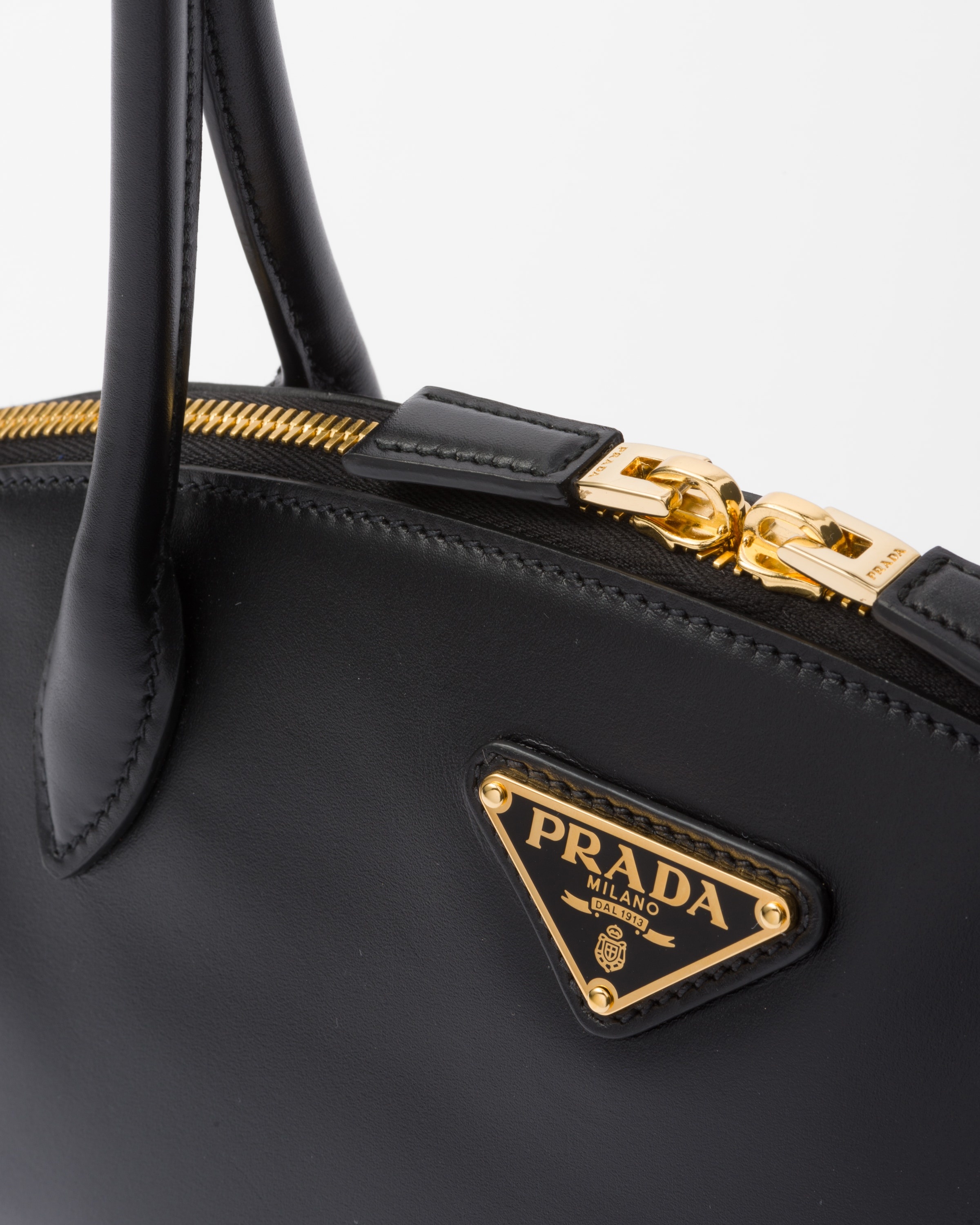 Small leather handbag - 7