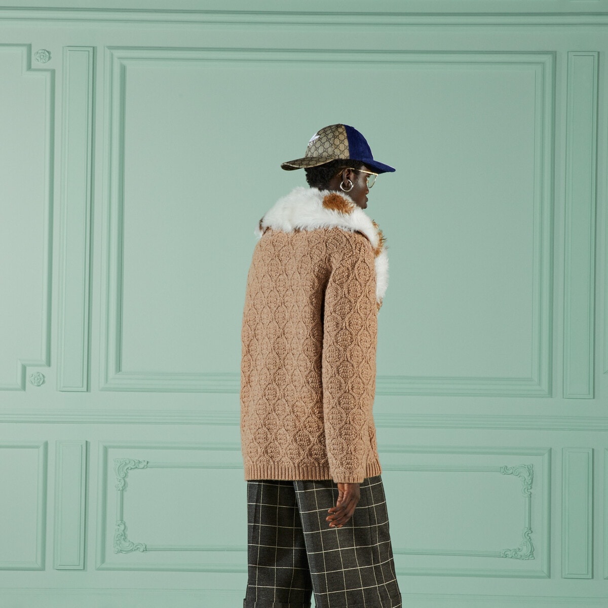 Wool knit coat with shearling collar - 8