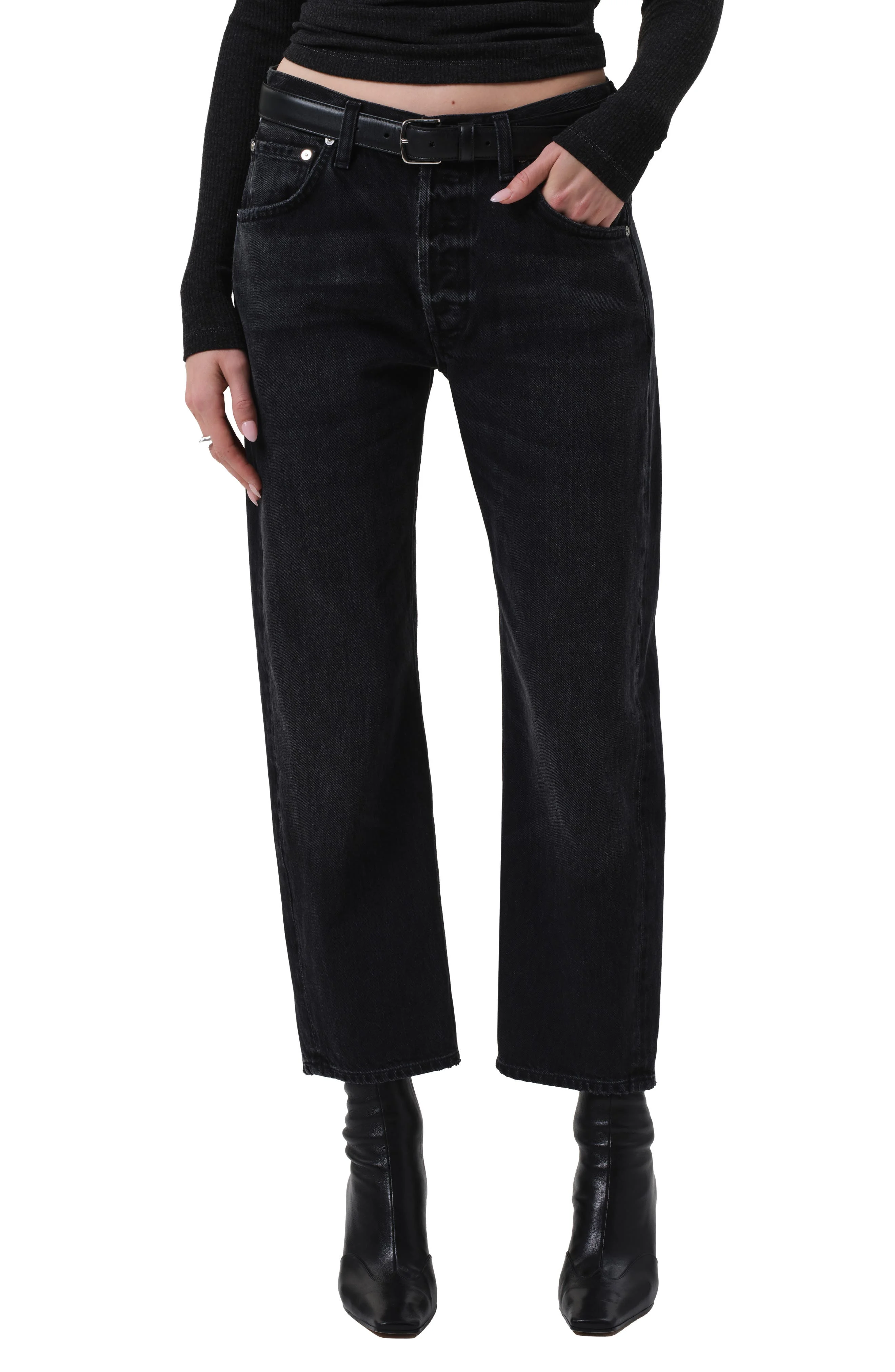 Citizens of Humanity Winslow Low Rise Regenerative Cotton Boyfriend Jeans in Raine Washed Black at N - 1