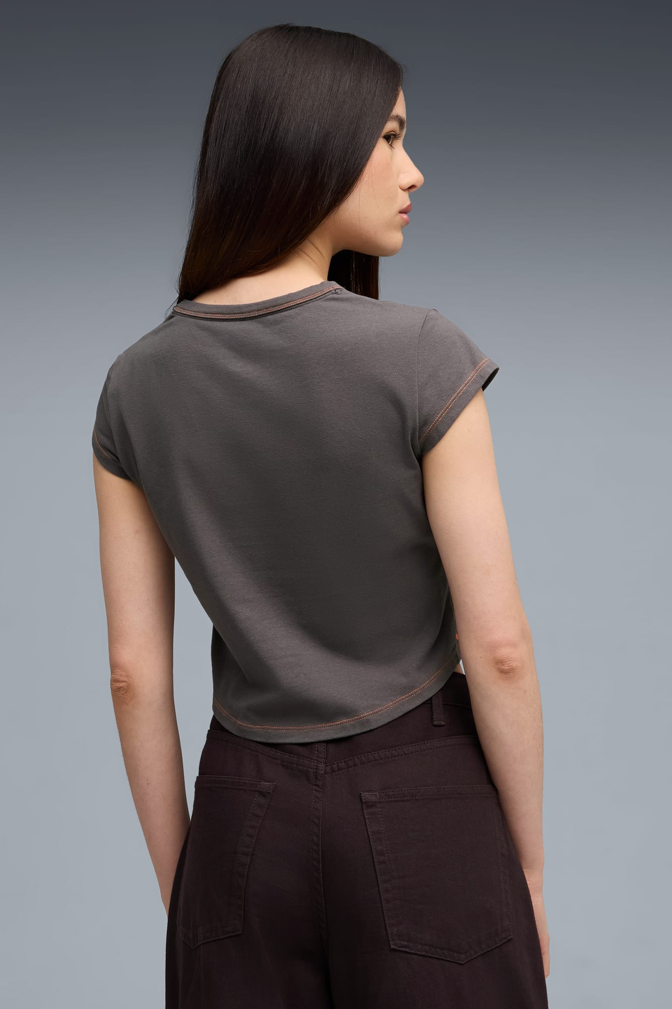 FUTURE.PUMA.ARCHIVE LV Tee Women - 4