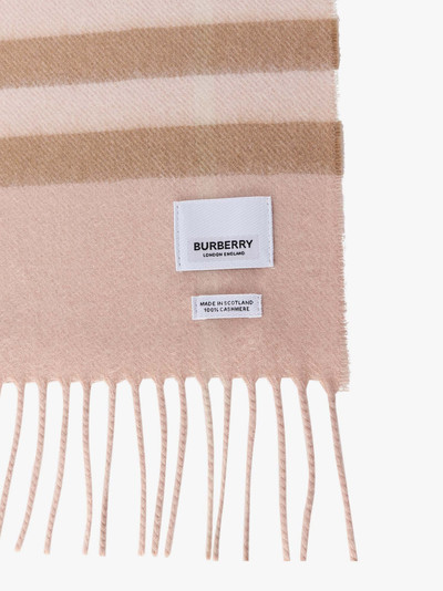 Burberry SCARF outlook