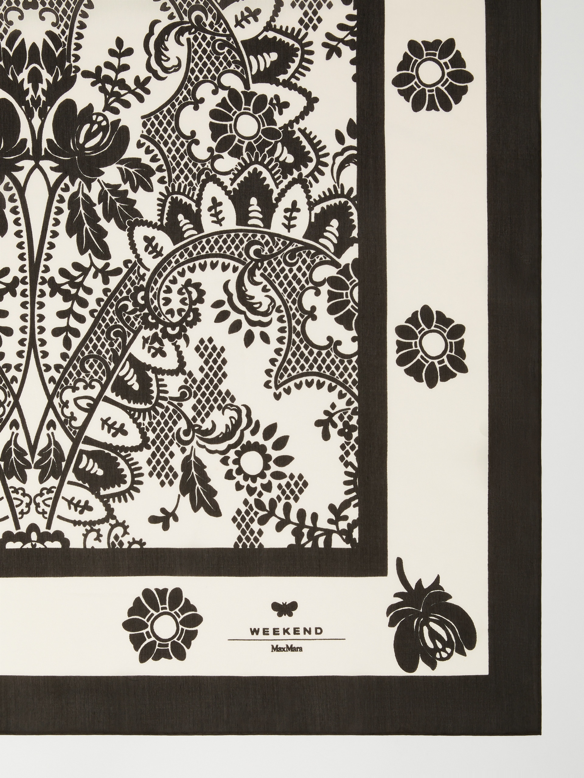 SARONG Modal and printed silk shawl - 2