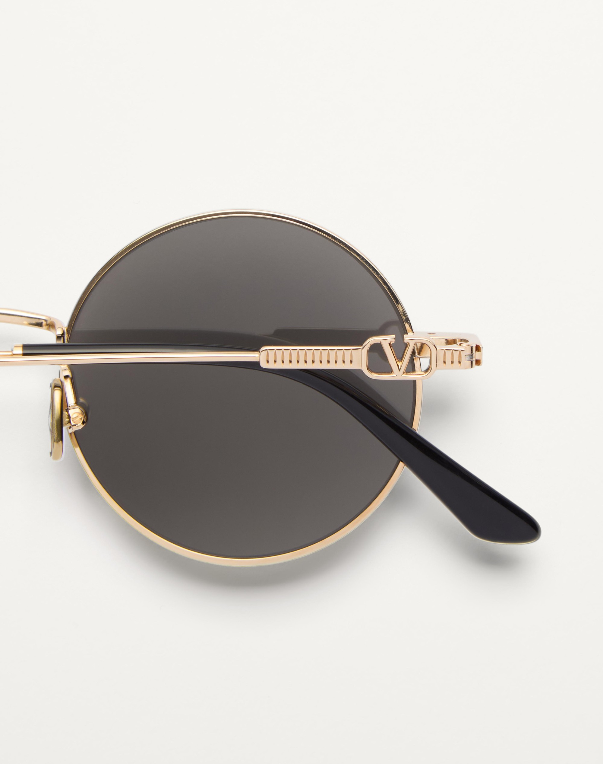ROUND METAL FRAME - 6