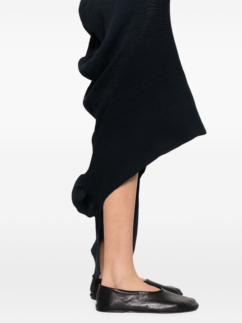 Aerate asymmetric skirt - 5
