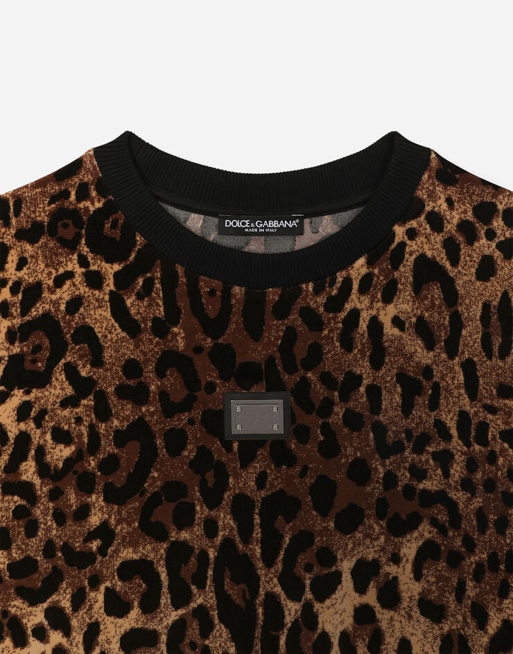 Round-neck chenille sweatshirt with jacquard leopard design - 3