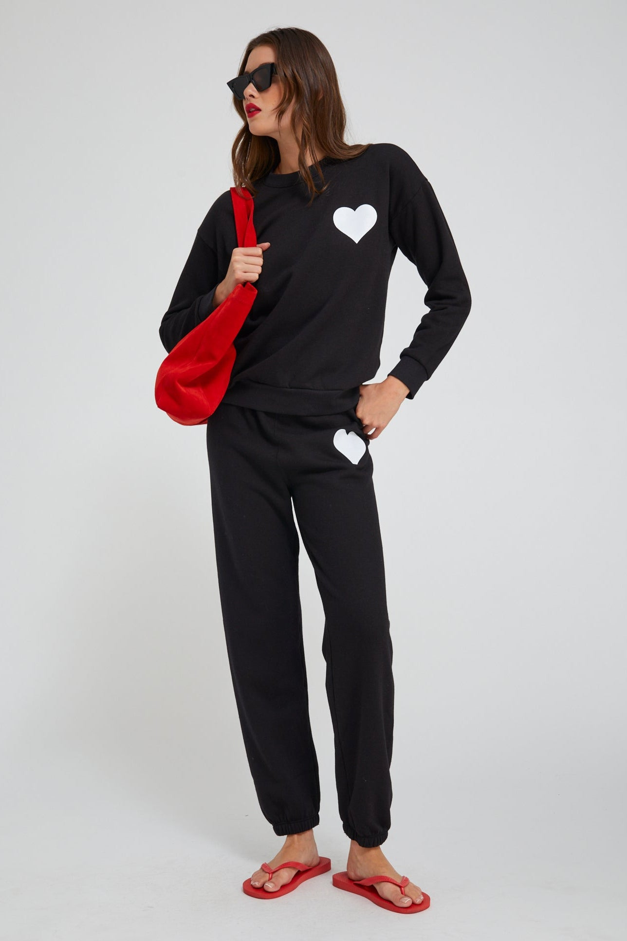 BLACK HEART SWEATSHIRT - 4