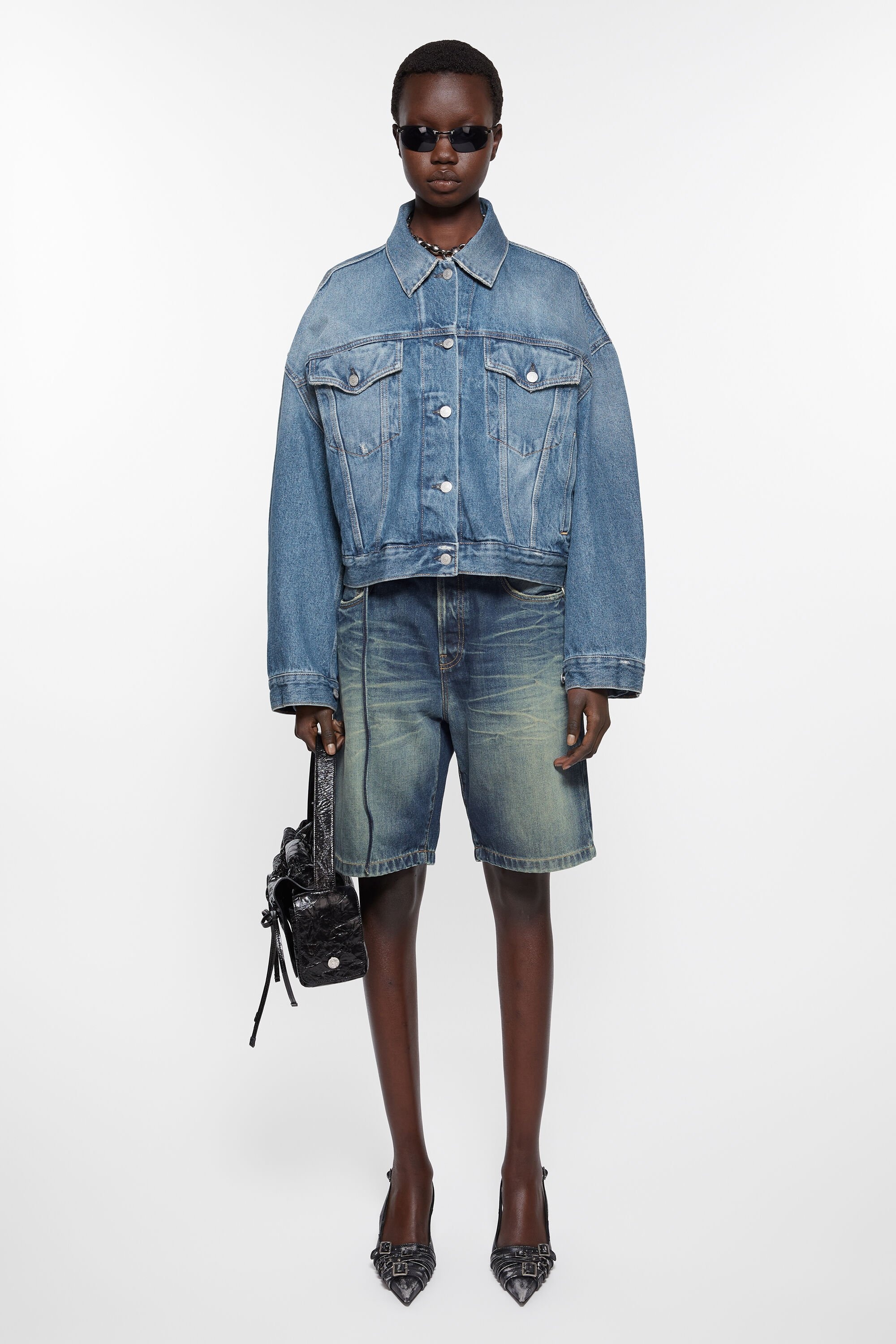 Loose fit denim shorts - Mid Blue - 2
