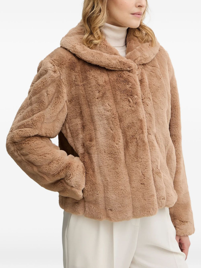 hooded jacket 3