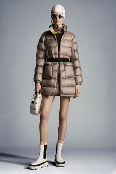 Moncler Abricotier Down Jacket outlook