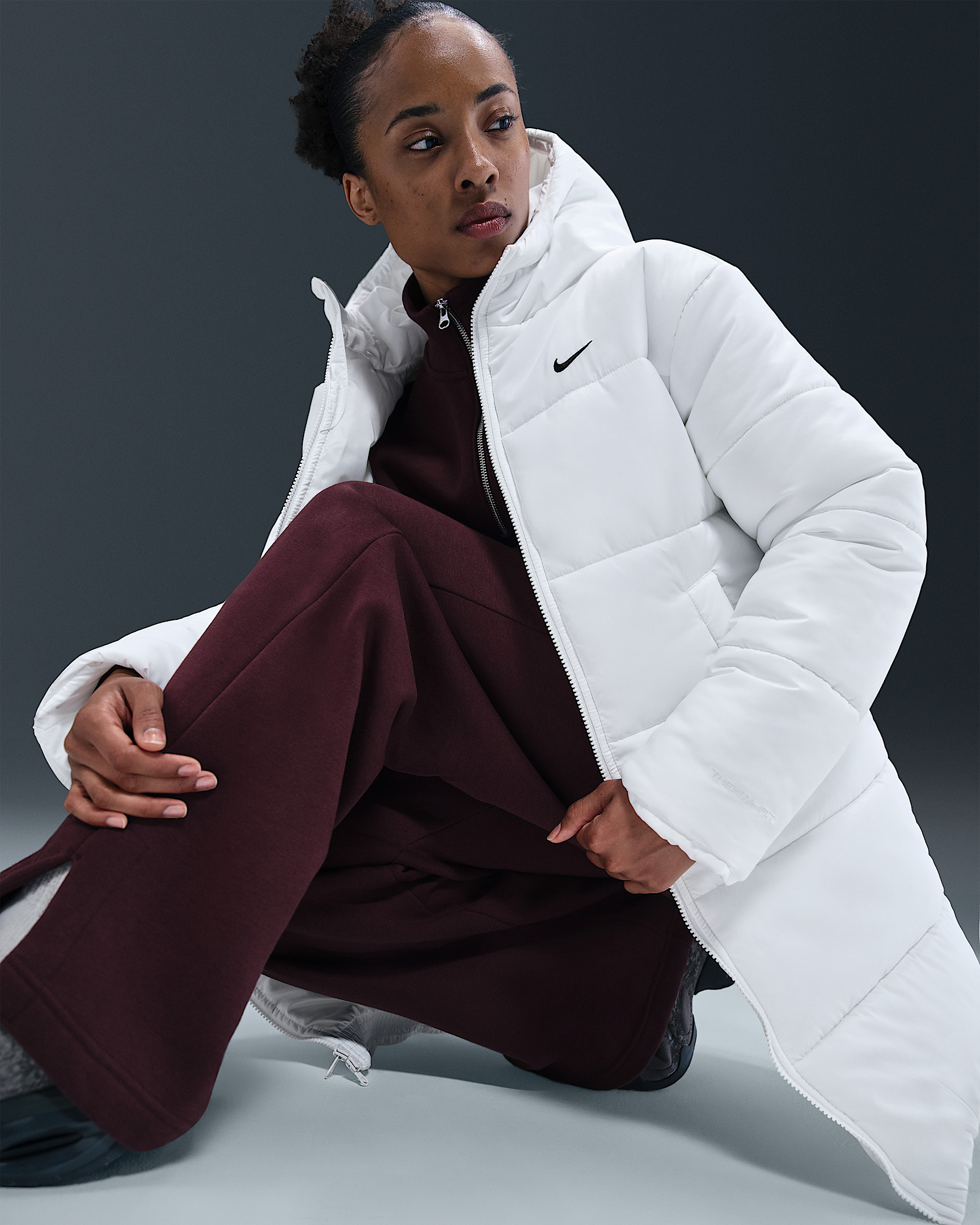Nike Sportswear Classic Women's Therma-FIT Loose Hooded Parka - 3