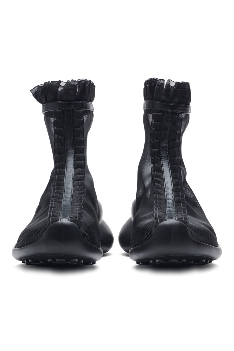 BLACK MESH RUFL BOOTS 6