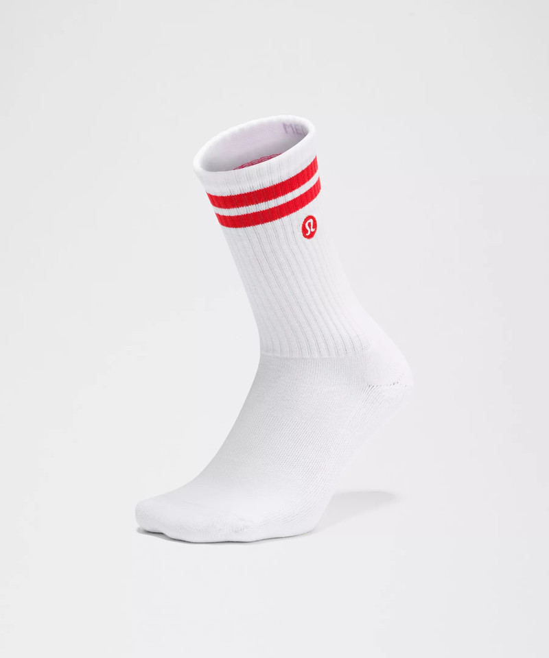 Unisex Daily Essential Crew Socks *Stripe 3