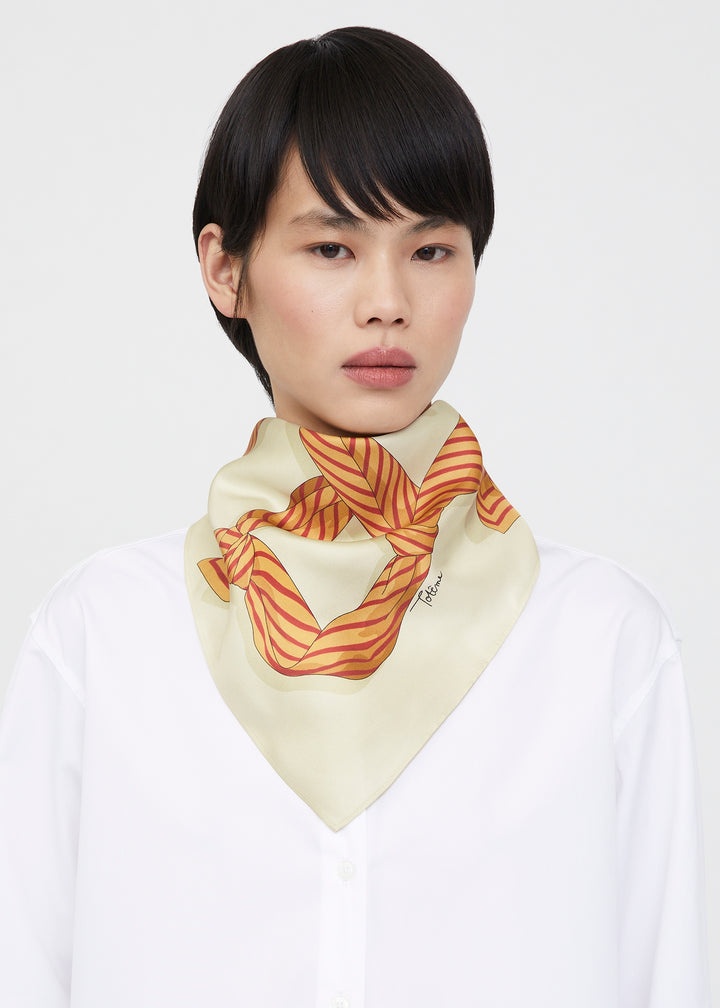 Knotted monogram silk scarf bloody mary - 4