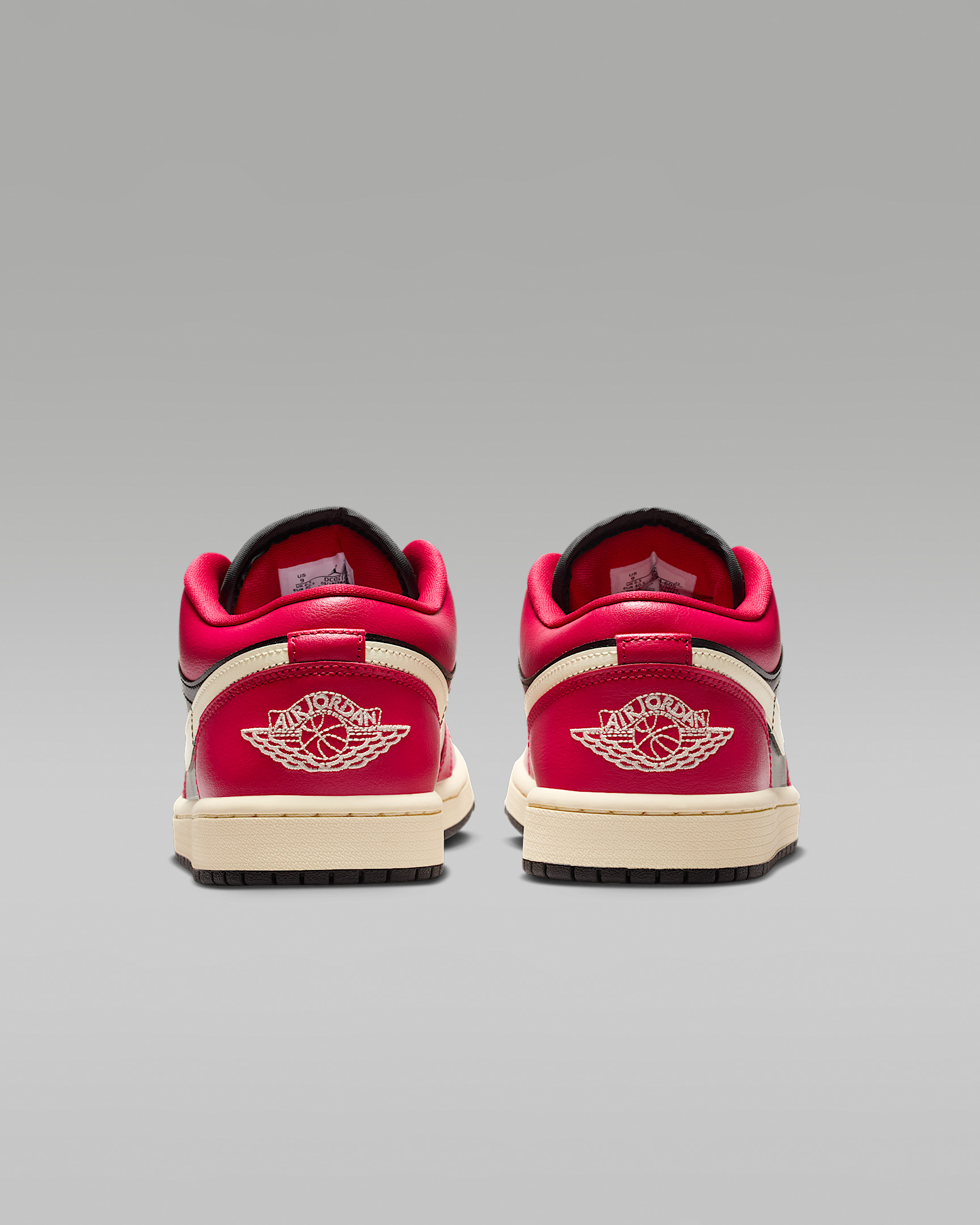 Air Jordan 1 Low Women's Shoes - 6