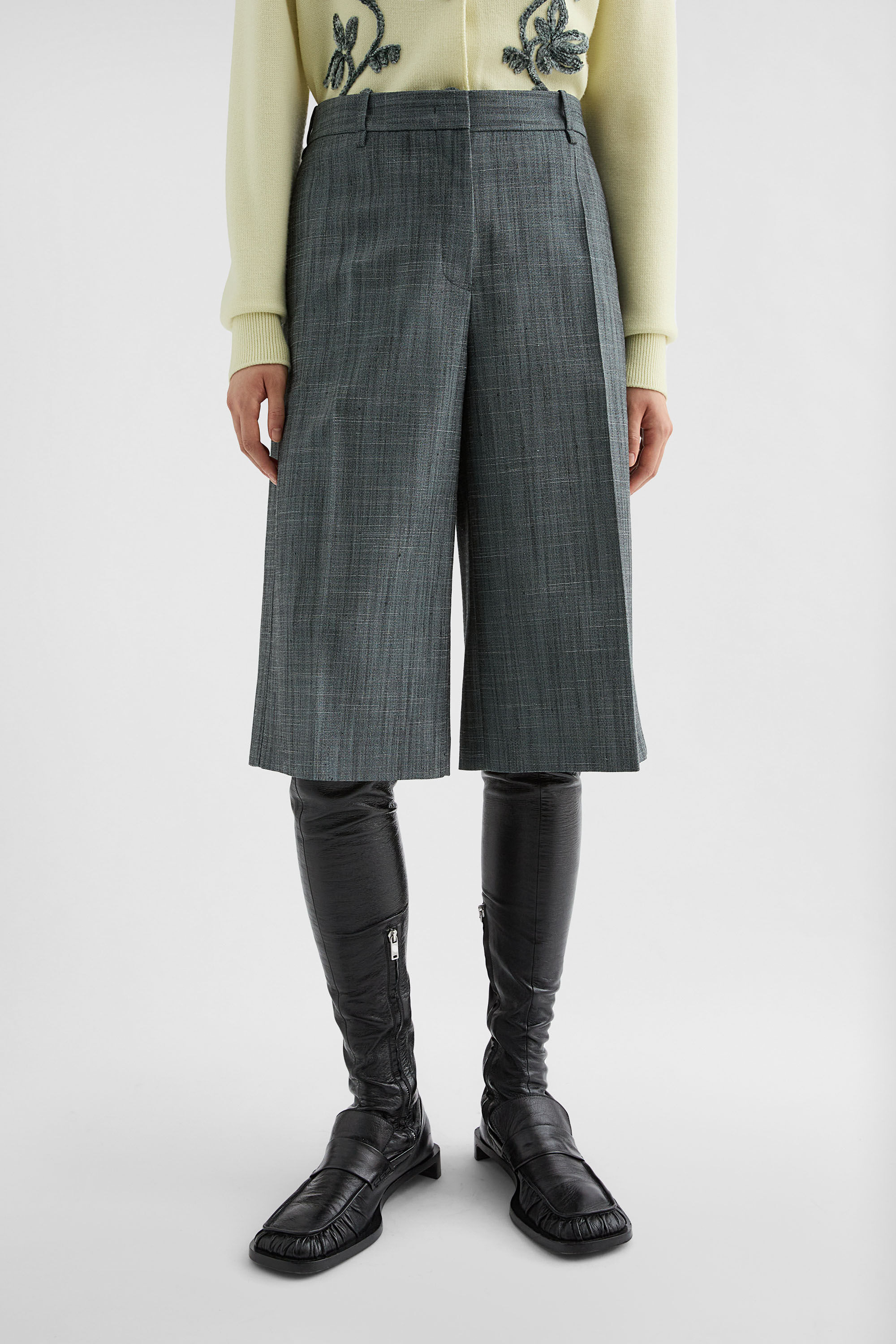 Wool Flamé Shorts - 2