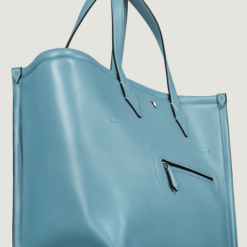 Soft medium tote 3