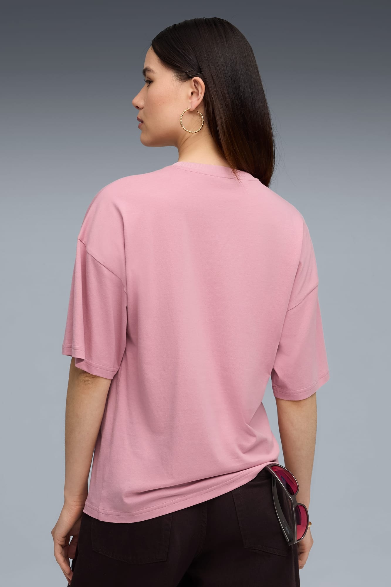 Wardrobe Essentials Women's Oversized Tee - 4