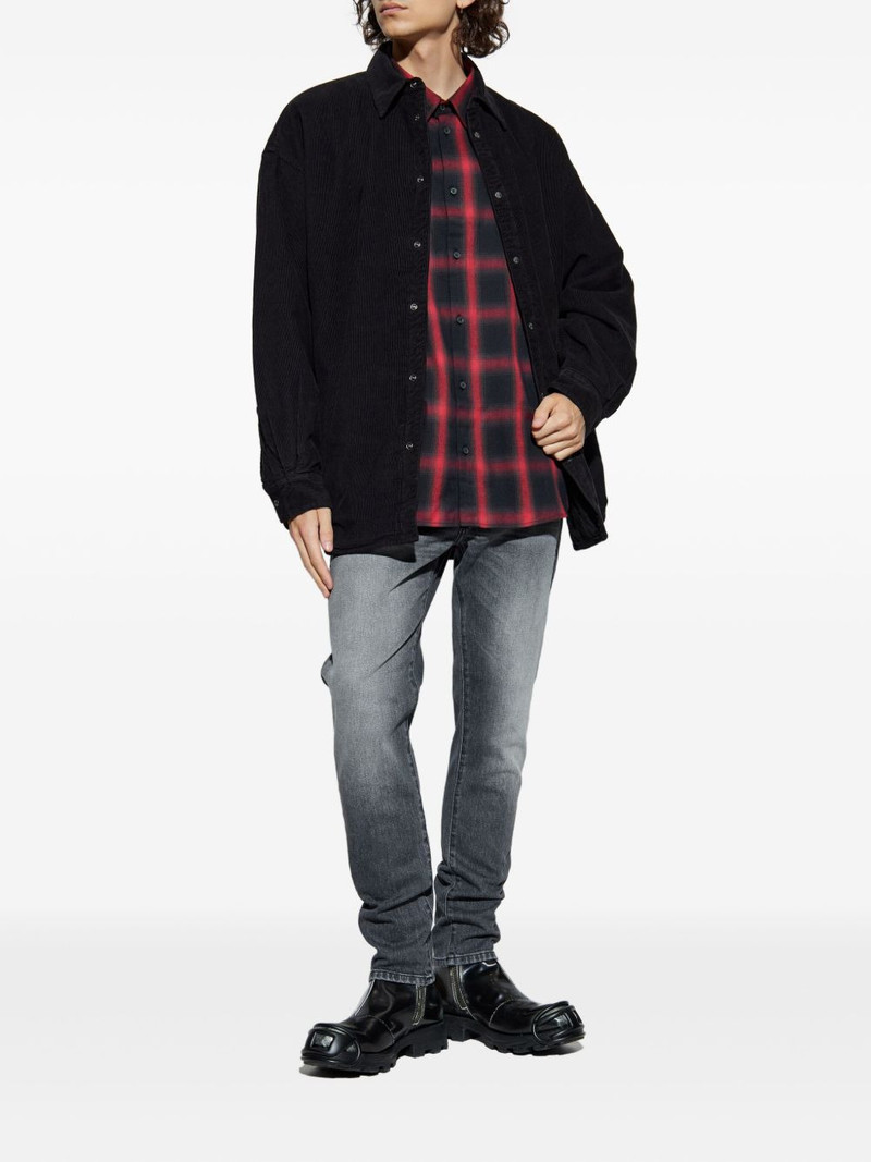 Diesel 2019 D-Strukt faded jeans outlook