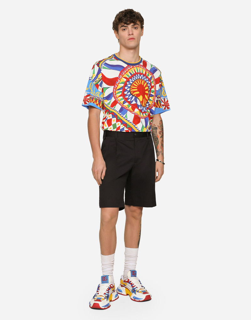 Dolce & Gabbana Stretch cotton gabardine cargo shorts with branded tag outlook