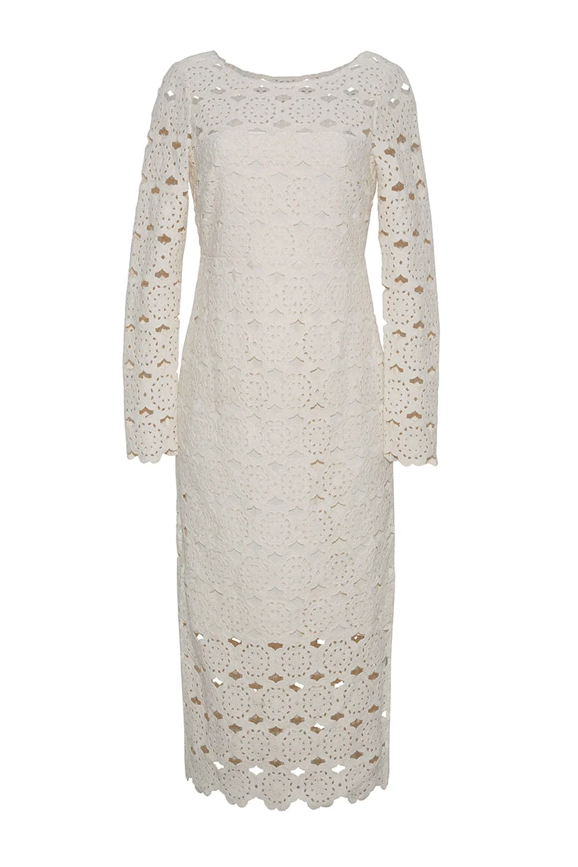 Marsielle Dress
Breezy Midi Dress Balances Coverage and Ease - 1