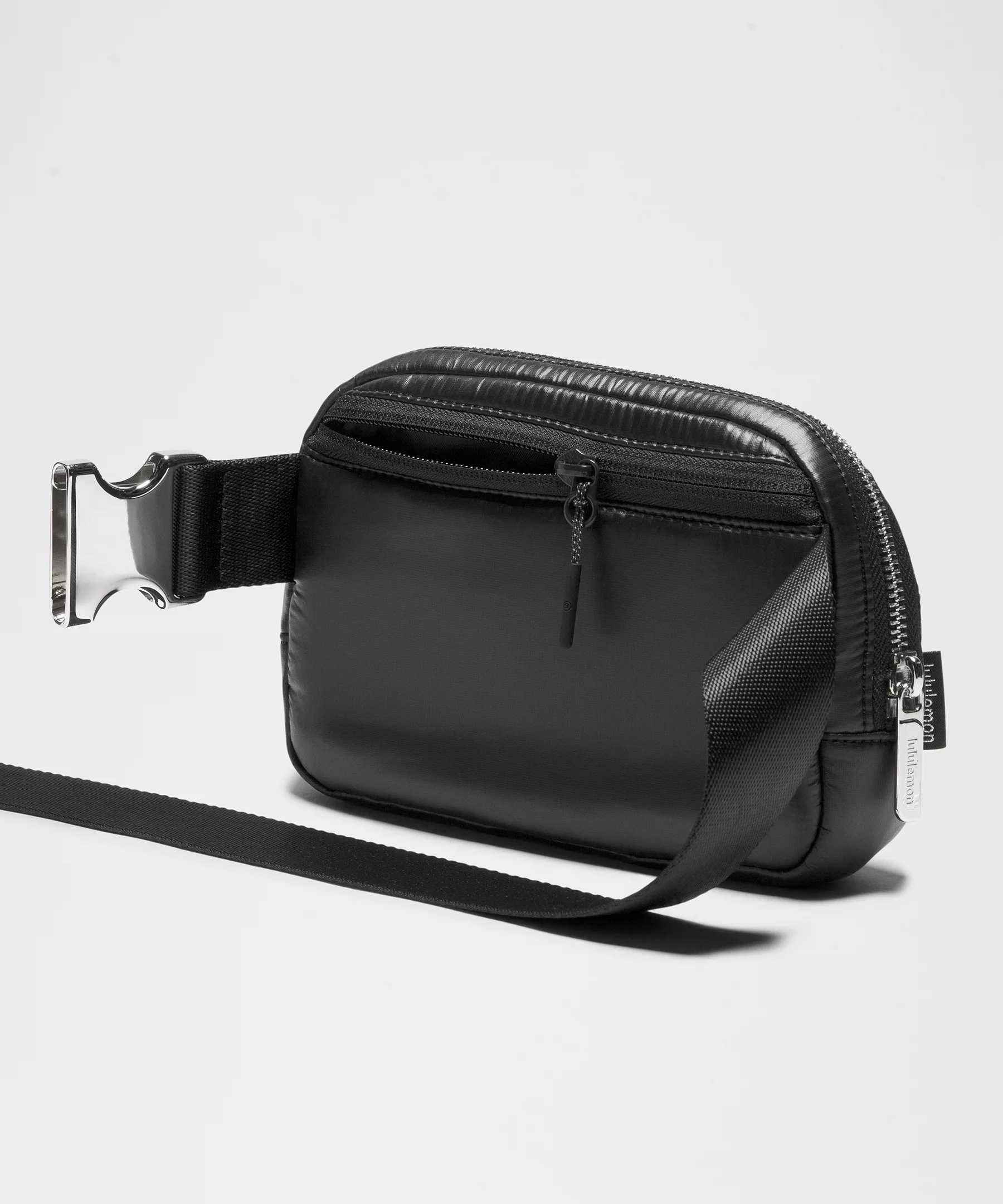 【lululemon】Everywhere Belt Bag 1L Wunder Puff/Black Everywhere Belt Bag 1L | Men's Bags,Purses,Wallets | lululemon