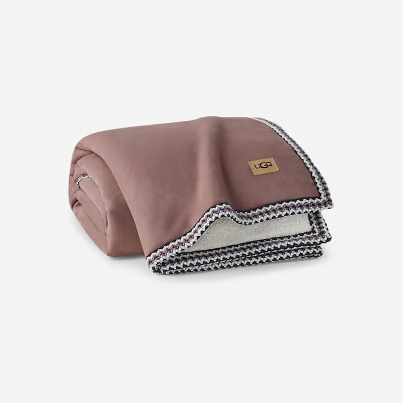 Kirkwood UGG®braid Throw 50X70 Blankets in Rosewood - 1