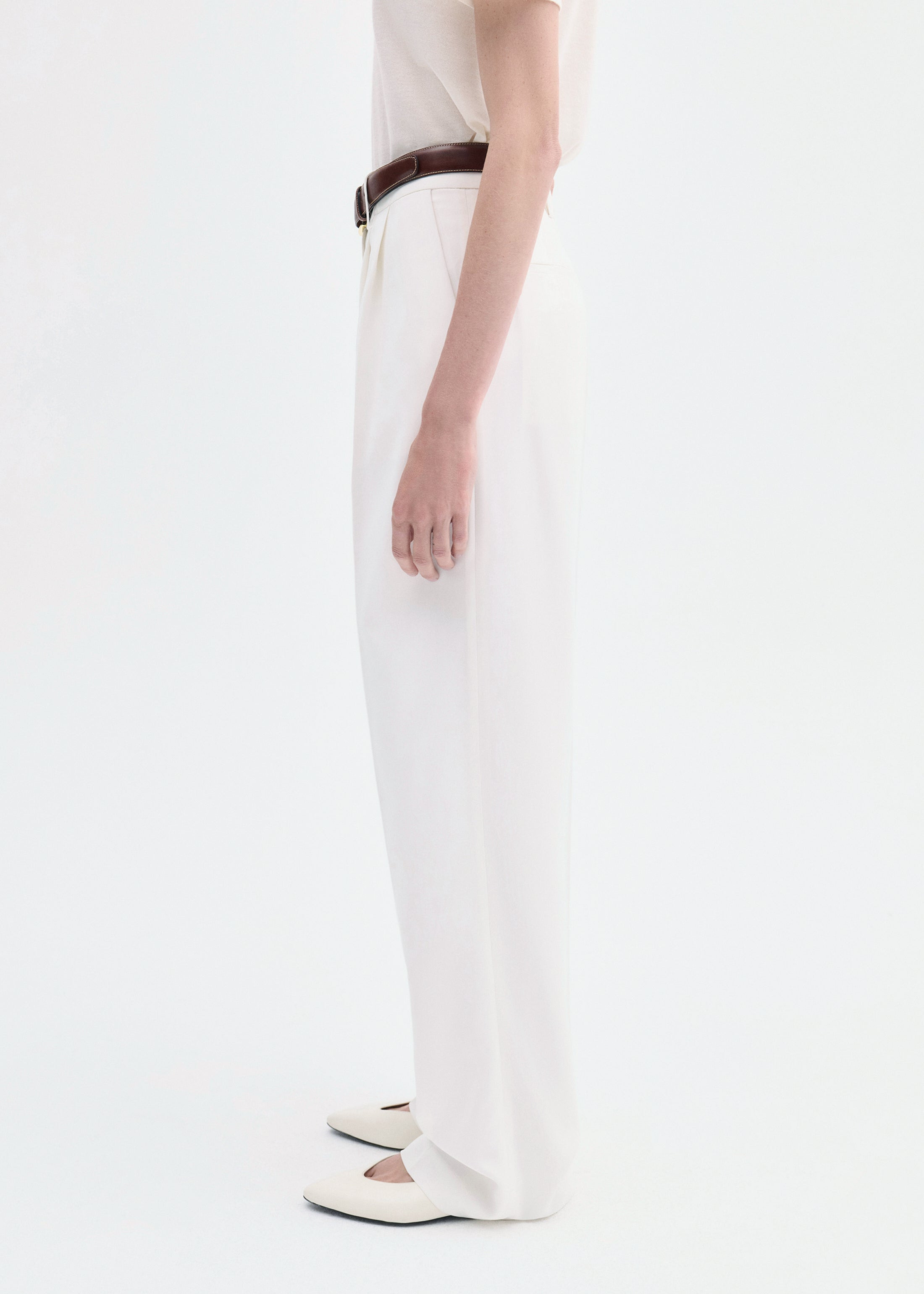 Pleat Front Trouser in Crepe - 4