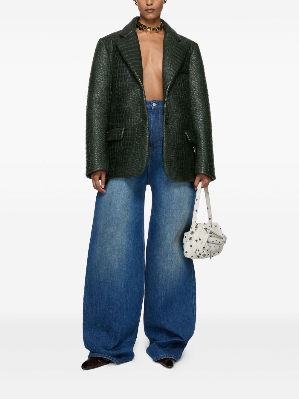 high-waisted jeans - 2