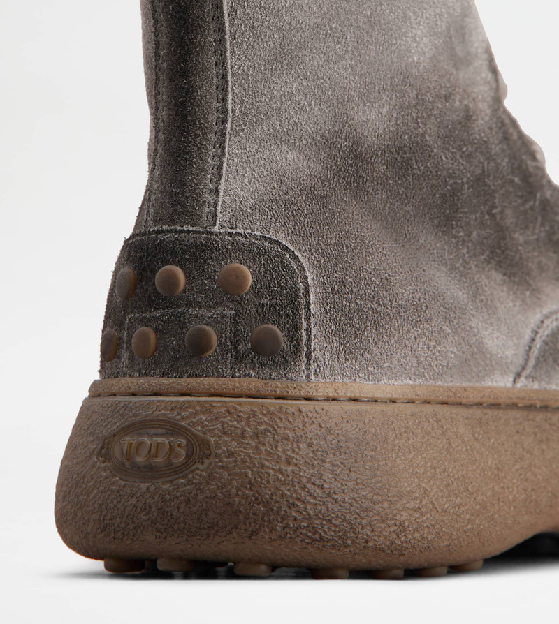 TOD'S W. G. LACE-UP ANKLE BOOTS IN SUEDE - GREY 6