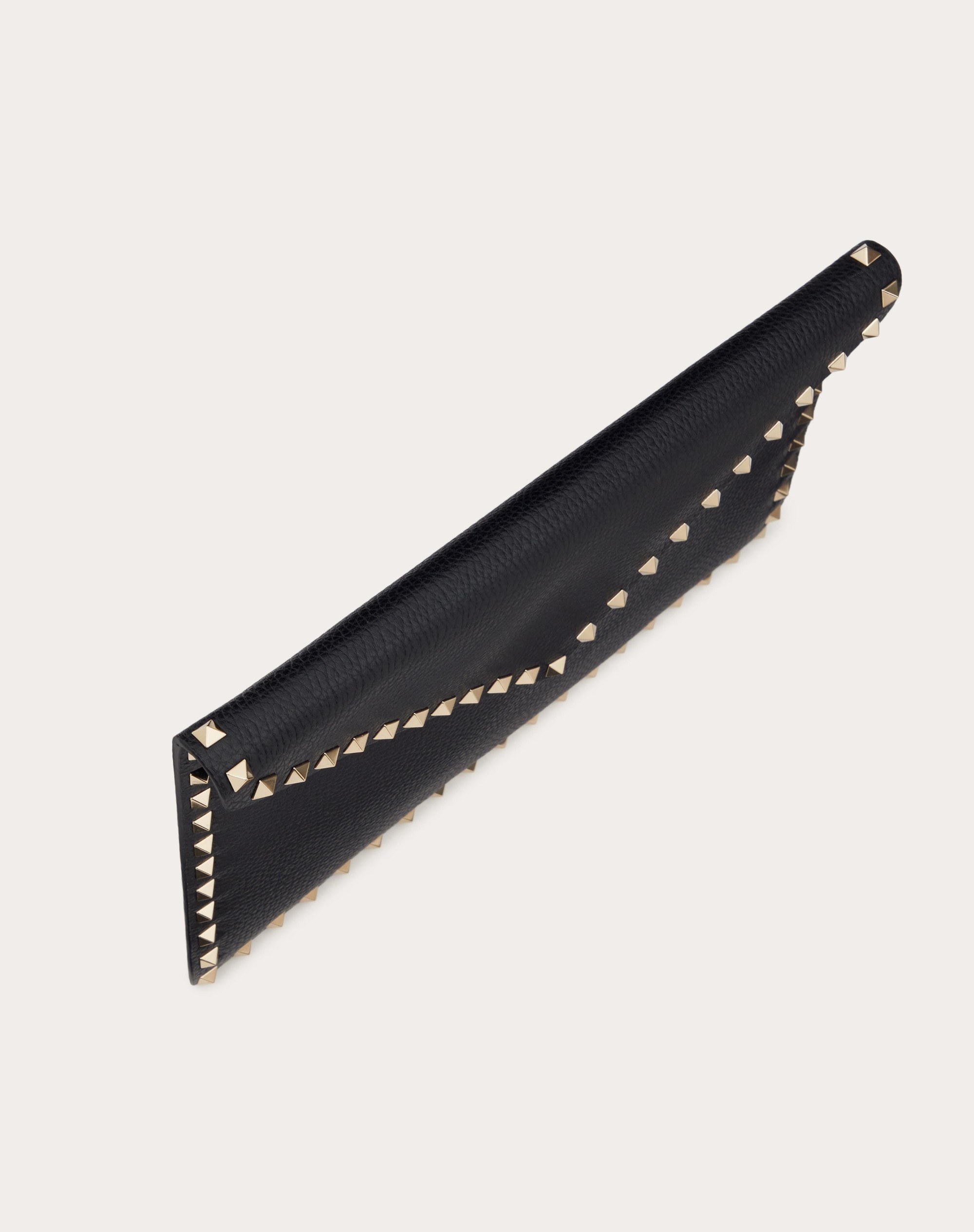ROCKSTUD GRAINY CALFSKIN ENVELOPE POUCH - 5