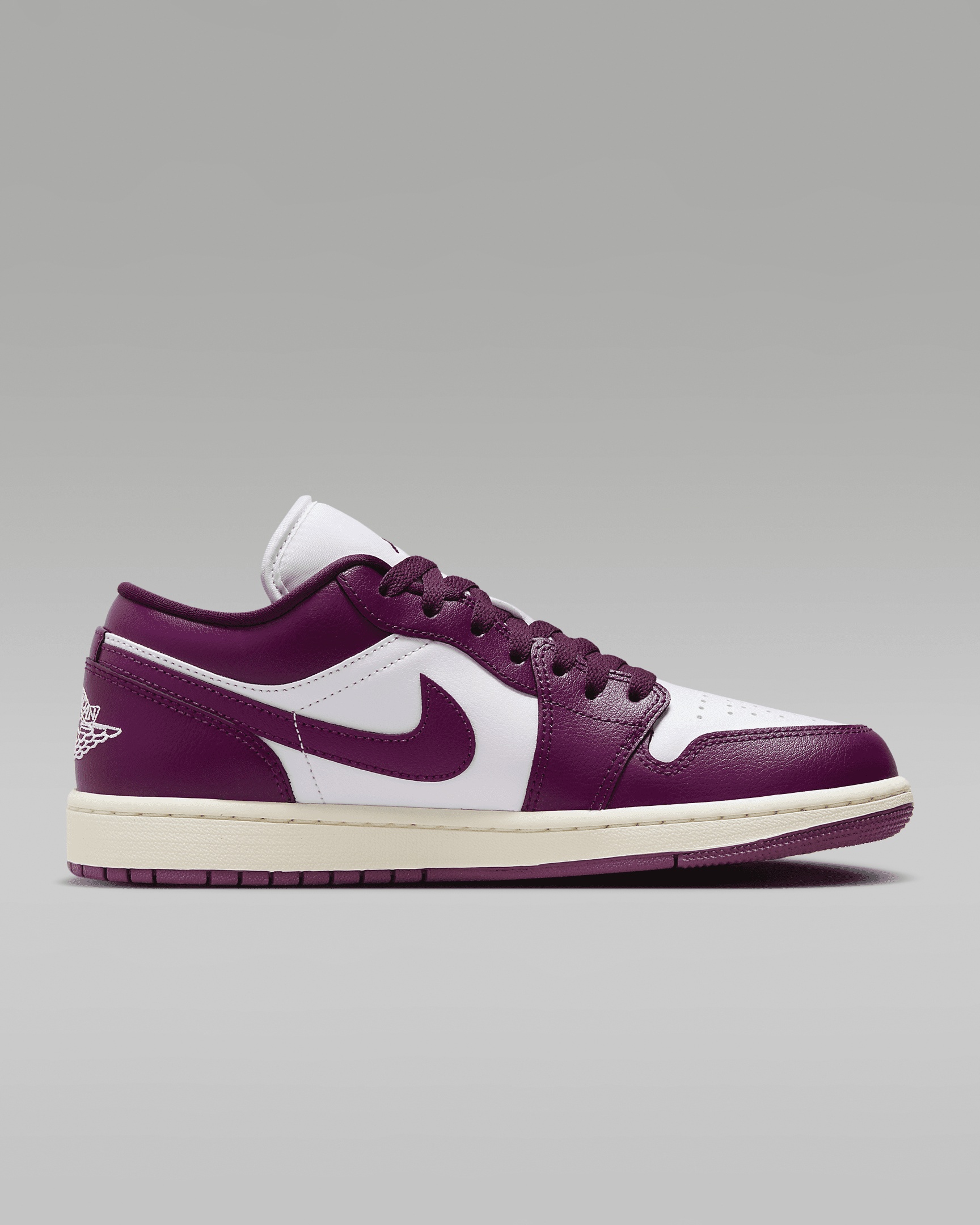 Air Jordan 1 Low Women's Shoes - 3