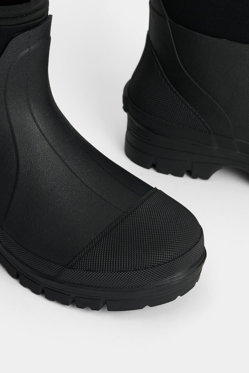 Stutterheim Puddle Walker Black outlook