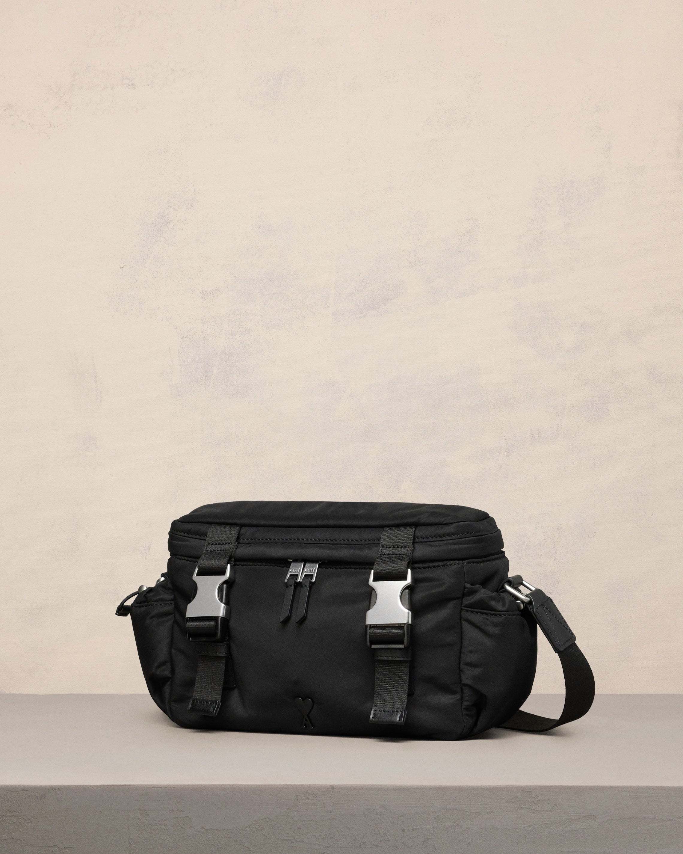 AMI DE COEUR MESSENGER BAG - 3