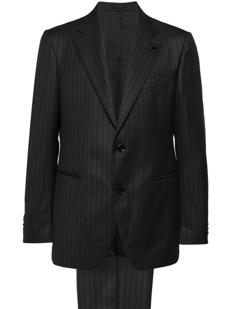 Feeling suit 1