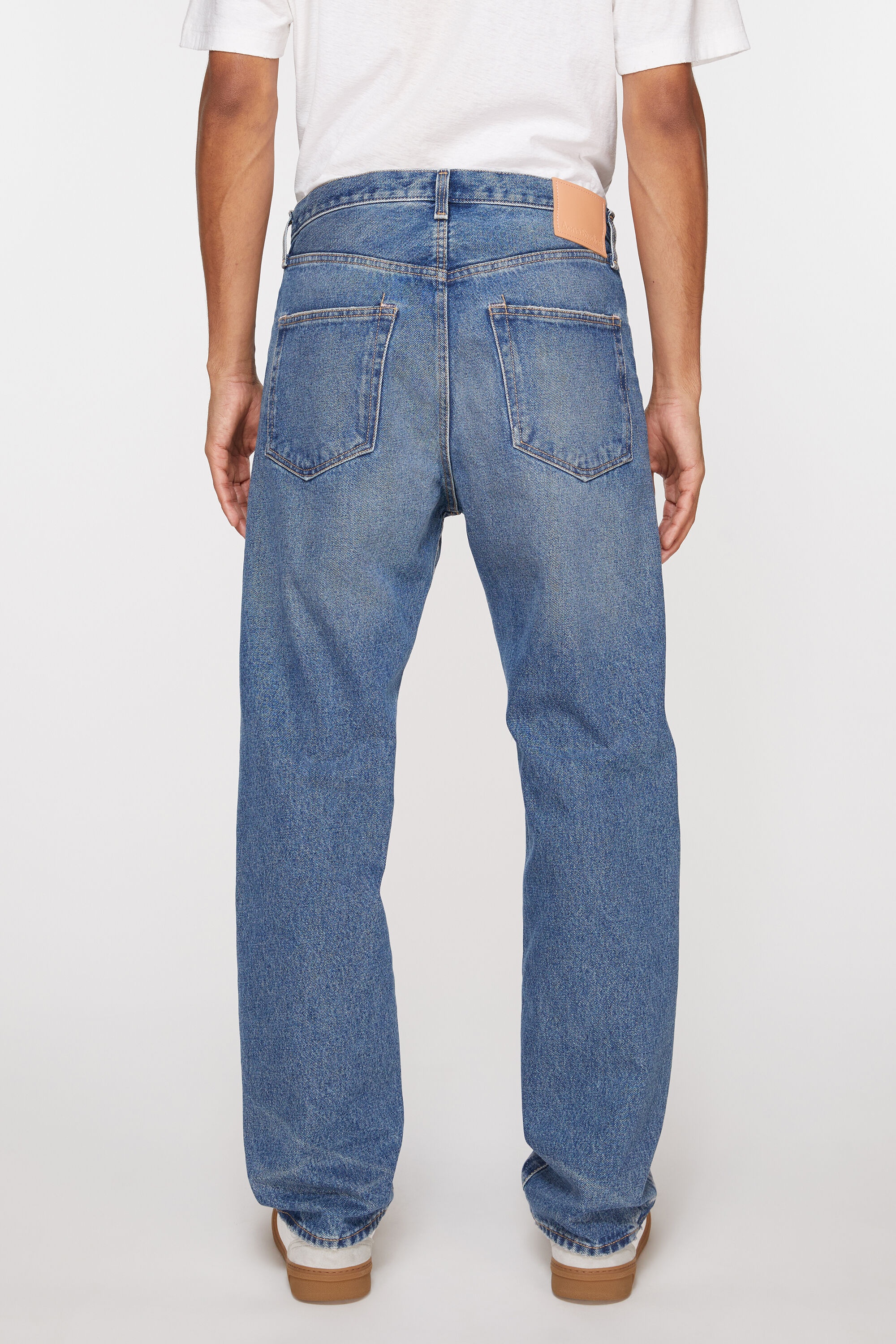 Relaxed fit jeans - 2003 - Mid Blue - 4