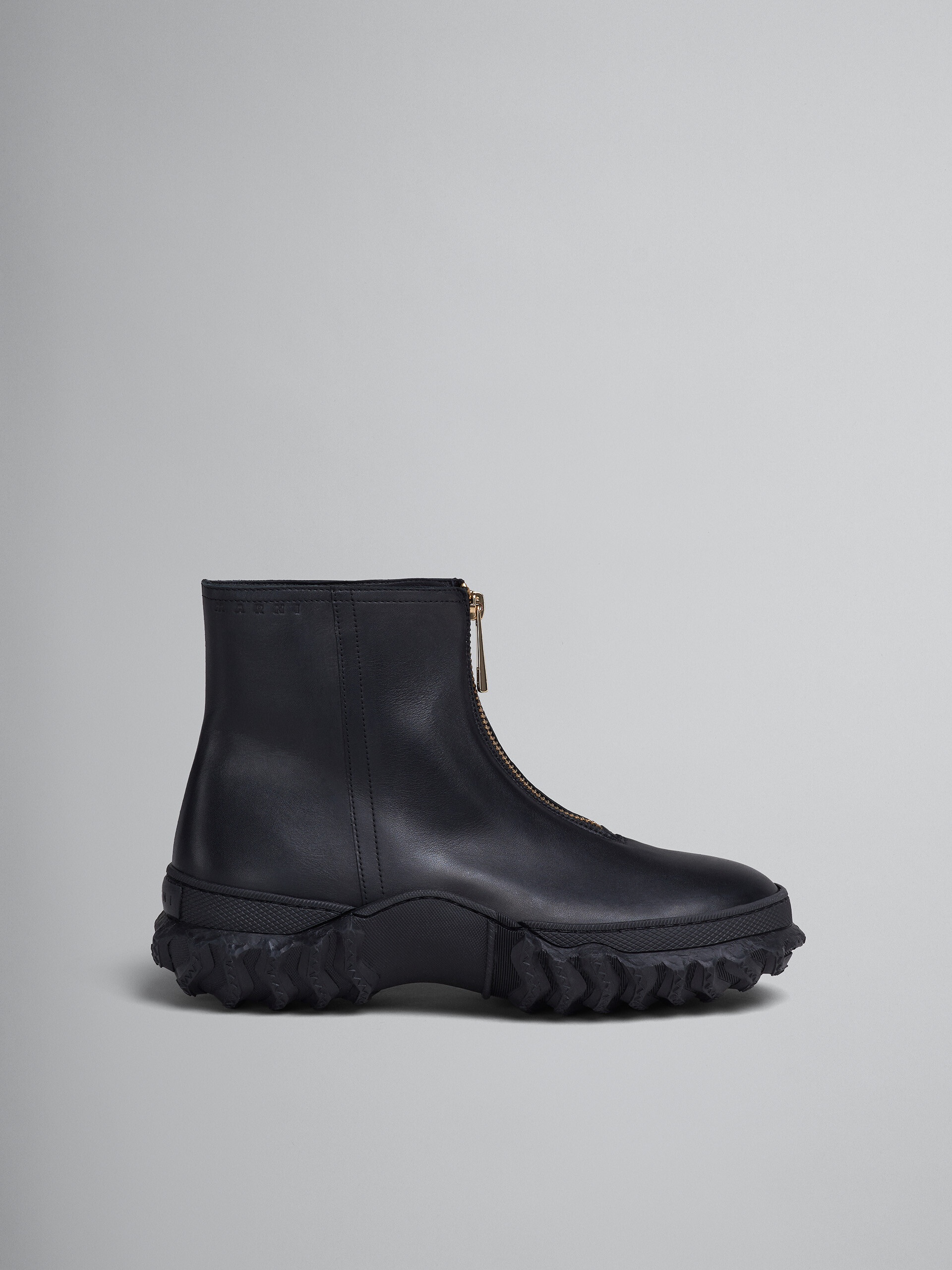 BLACK LEATHER BOOTIE - 1