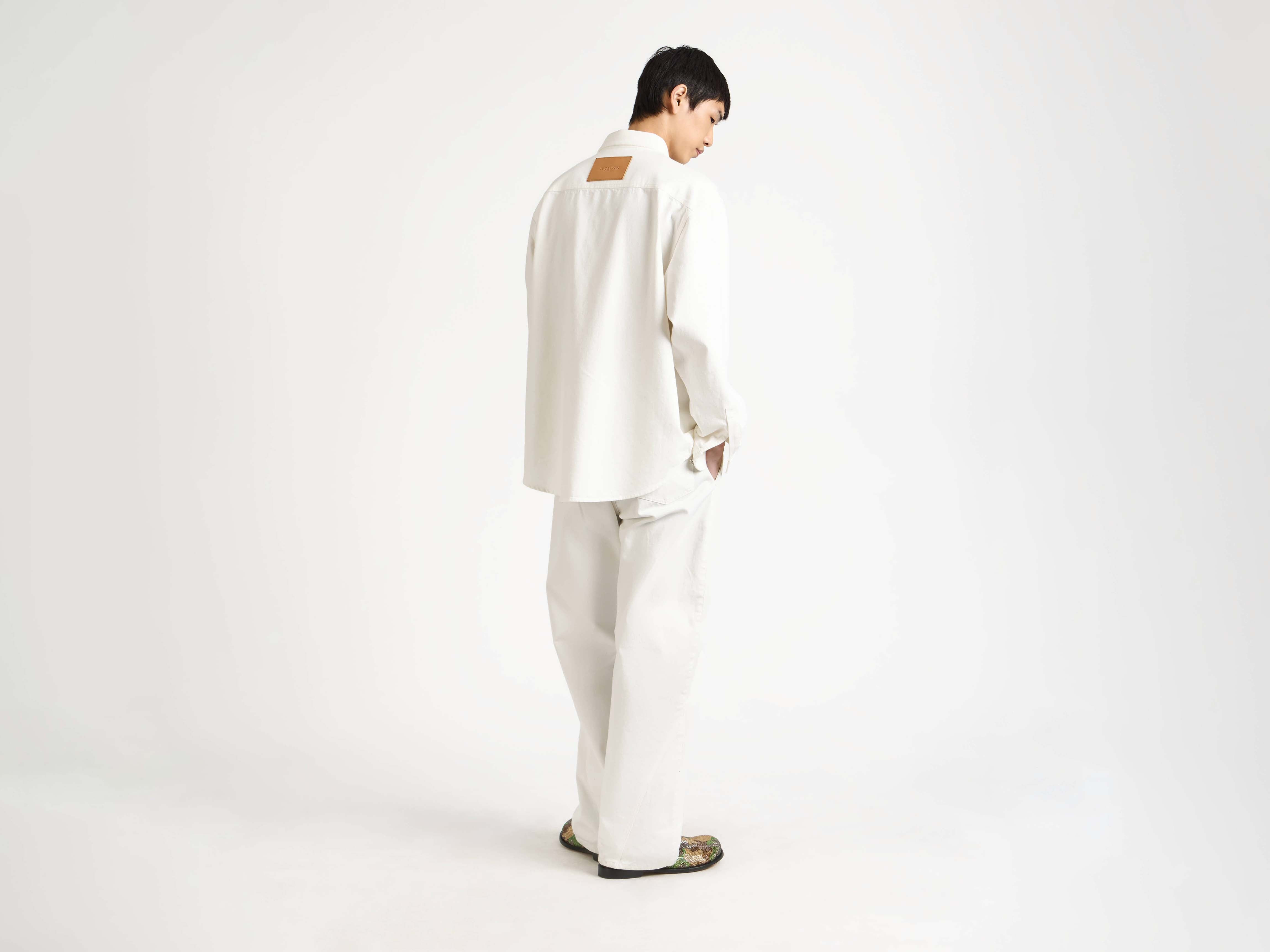 OVERSIZED DENIM SHIRT IN WHITE - 3