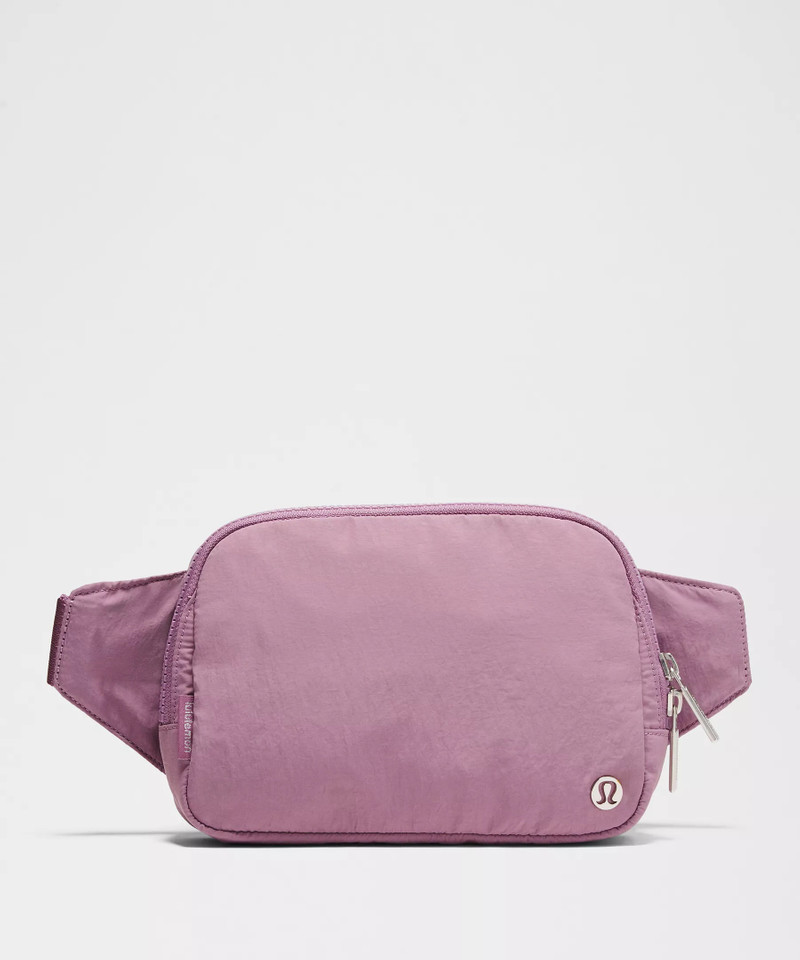 Everywhere Belt Bag Large with Long Strap 2L 1