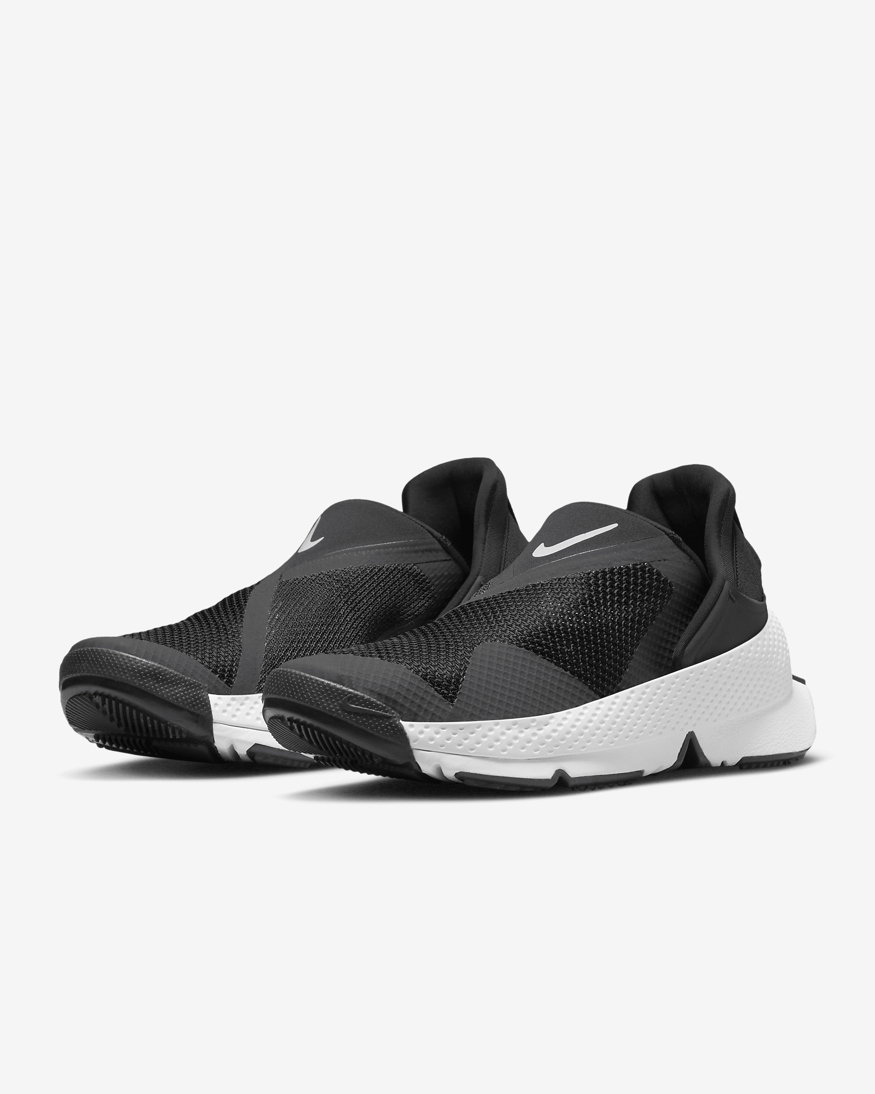 Nike Go FlyEase Easy On/Off Shoes - 6