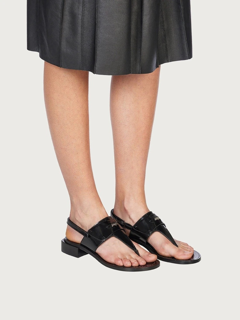 FERRAGAMO BLOCK HEEL SANDAL outlook