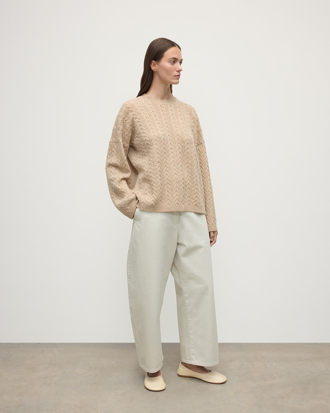 Cable Knit Natural Cashmere Jumper - 3